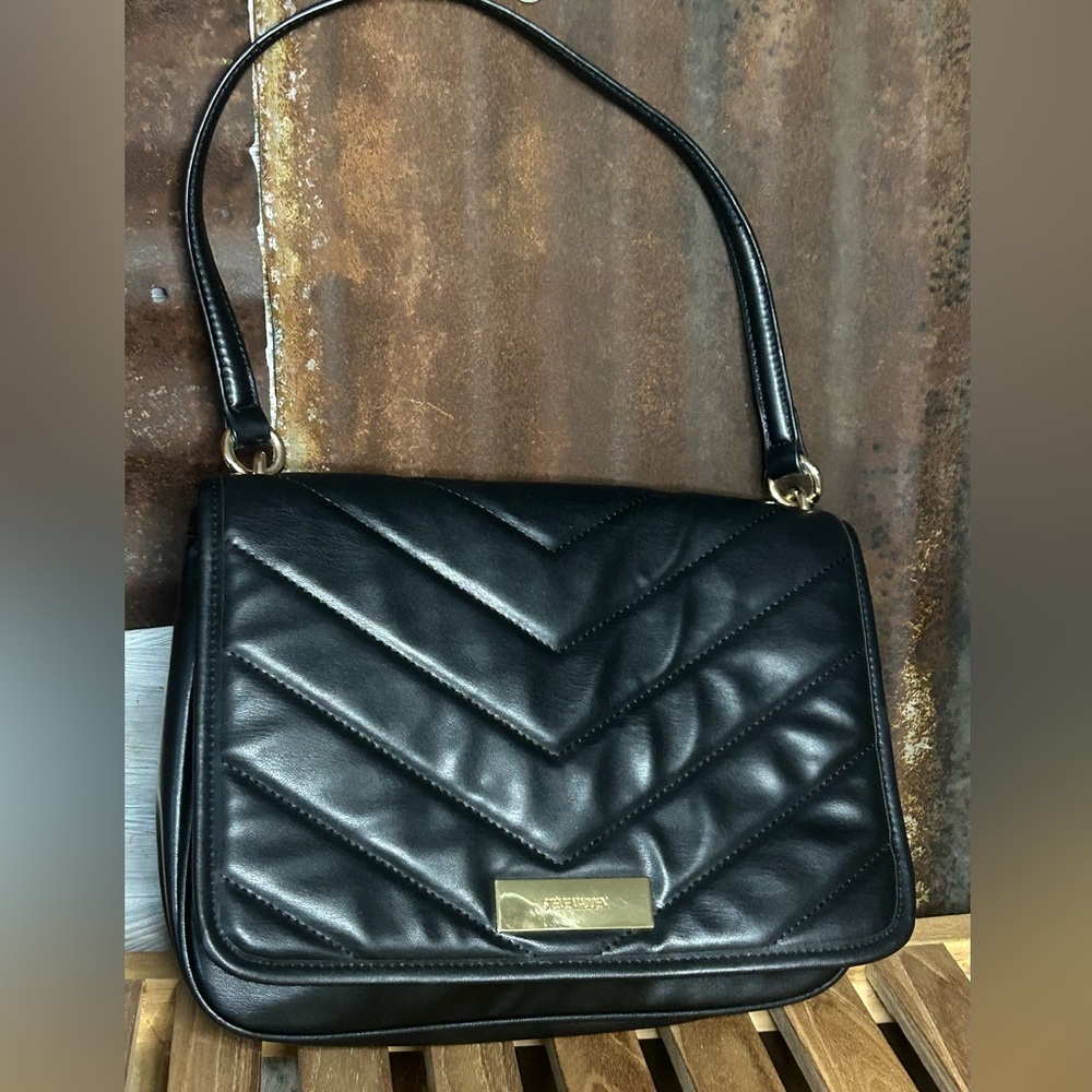 Steve Madden Black Quilted Shoulder Bag Gold logo